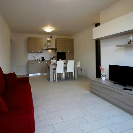 Camillo Apartment Colico